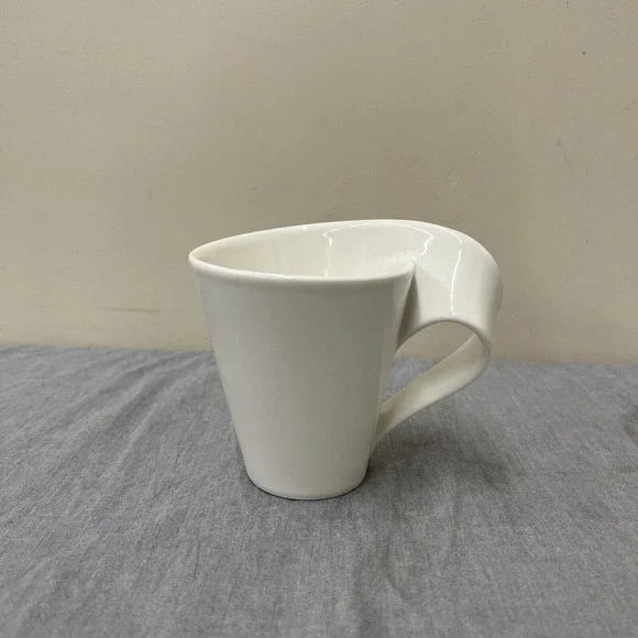 Villeroy Boch 1748 Luxembourg New Wave Mug Swirl Handle Cup White Porcelain 10oz - Picture 1 of 9
